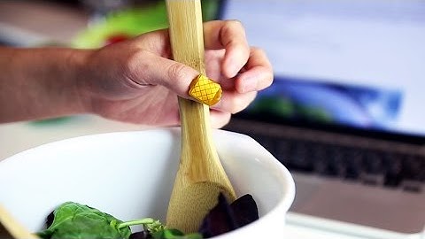 NailO: A thumbnail-mounted wireless trackpad