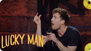 Lucky Man – Luke Mockridge bekifft bei McDonalds