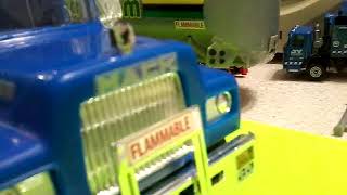 revell snap tile monogram mack r conventional with fruehauf tanker trailer