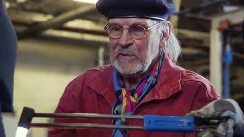 The making of Anode by Bertil Vallien at Kosta Glassworks