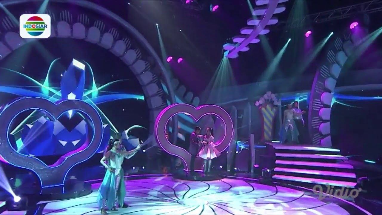 LESTI GAK BISA JAUH DARI RIZKI