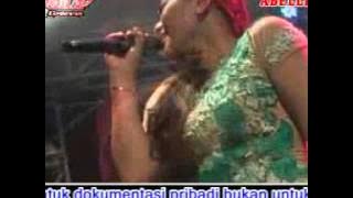 Badai Biru   Ayu Arsita   New Abellia Live Kedamean Kendang Cak Met Np 2015