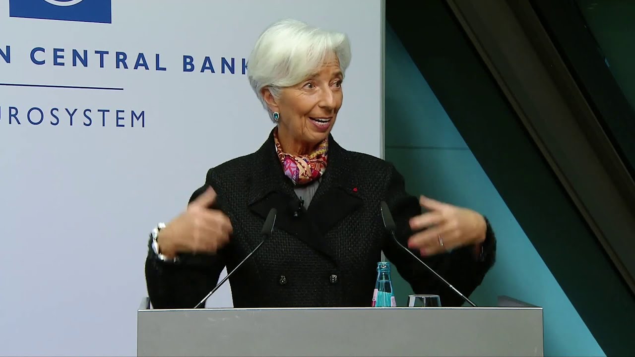 Christine Lagarde has already put her signature on EURO banknotes 