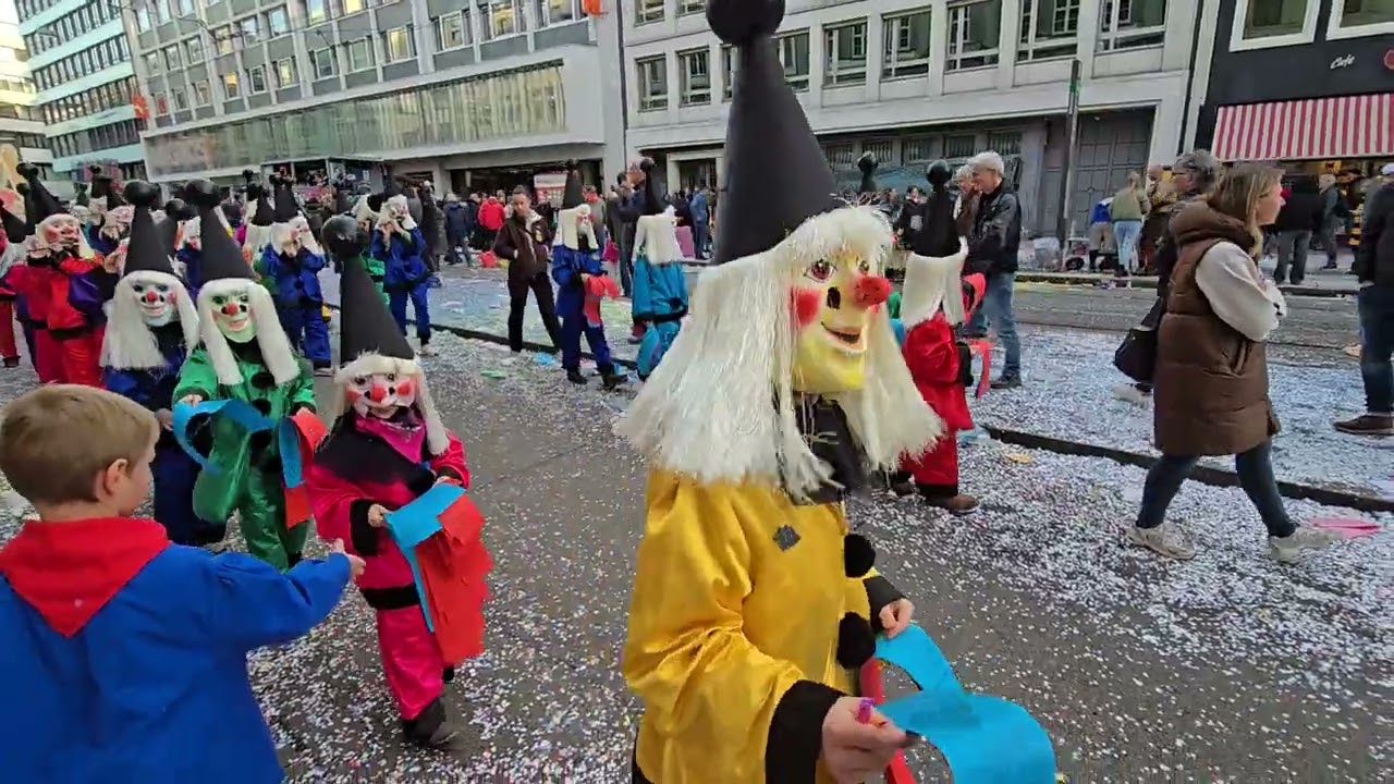 Basler Fasnacht 2025   14/23   Impressionen und Eindrücke vom Umzug/Cortége