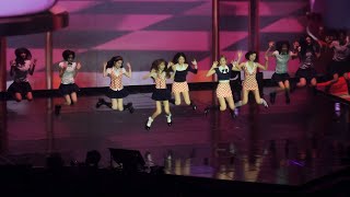 260802 Red Velvet - Huff n Puff | A Day in Red & Velvet