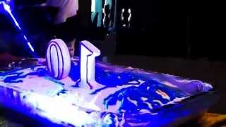lighting my 10th birthday candles with a 3500mw 445nm laser!