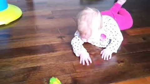 7 Month Old Baby's First Crawl - Anabelle