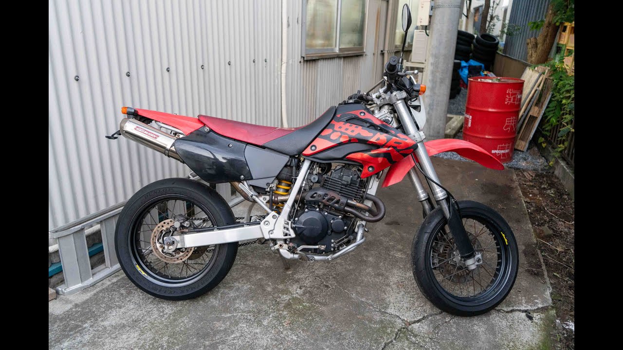 HONDA XR400モタード 白/赤 車検残R8/1月 エンジン始動動画 名変で乗れます 半額配送キャンペーン 現状渡し諸経費￥0 P-Yard HONDA XR400R 白 エンジン始動確認 車検取得で乗れます 半額配送