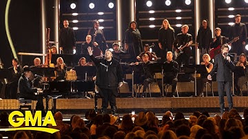 Jelly Roll joins Brooks & Dunn for moving performance at 2024 CMAs