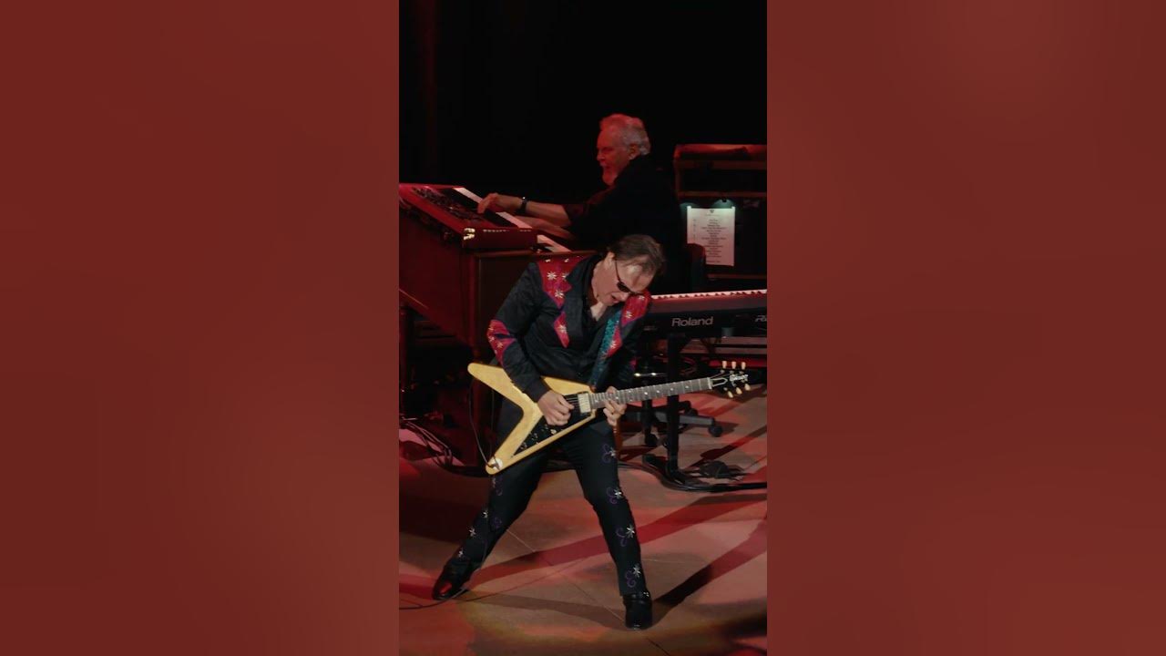 Joe Bonamassa - Questions & Answers (LIVE) Joe Bonamassa - Questions & Answers (LIVE)