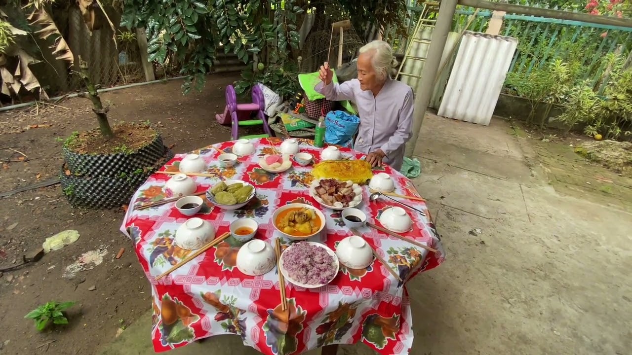 giổ ông cụ năm thứ 2