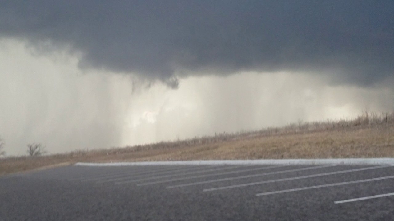 Tornado Warning Buffalo, Mn 03-06-2017 - YouTube Buffalo tornado Tornado Warning Buffalo, Mn 03-06-2017 - YouTube