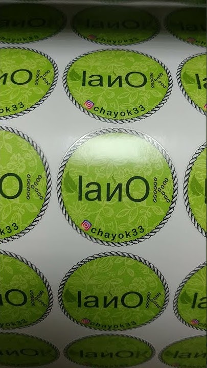 Резка круглых виниловых наклеек. Наклейки на стаканчики с логотипом ...