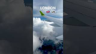 landing at Gatwick Airport on a very cloudy day 🇬🇧LONDON