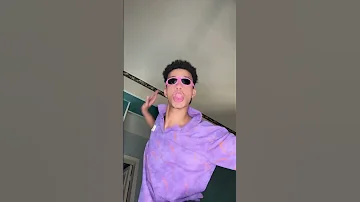 قومت داخل وسطهم 