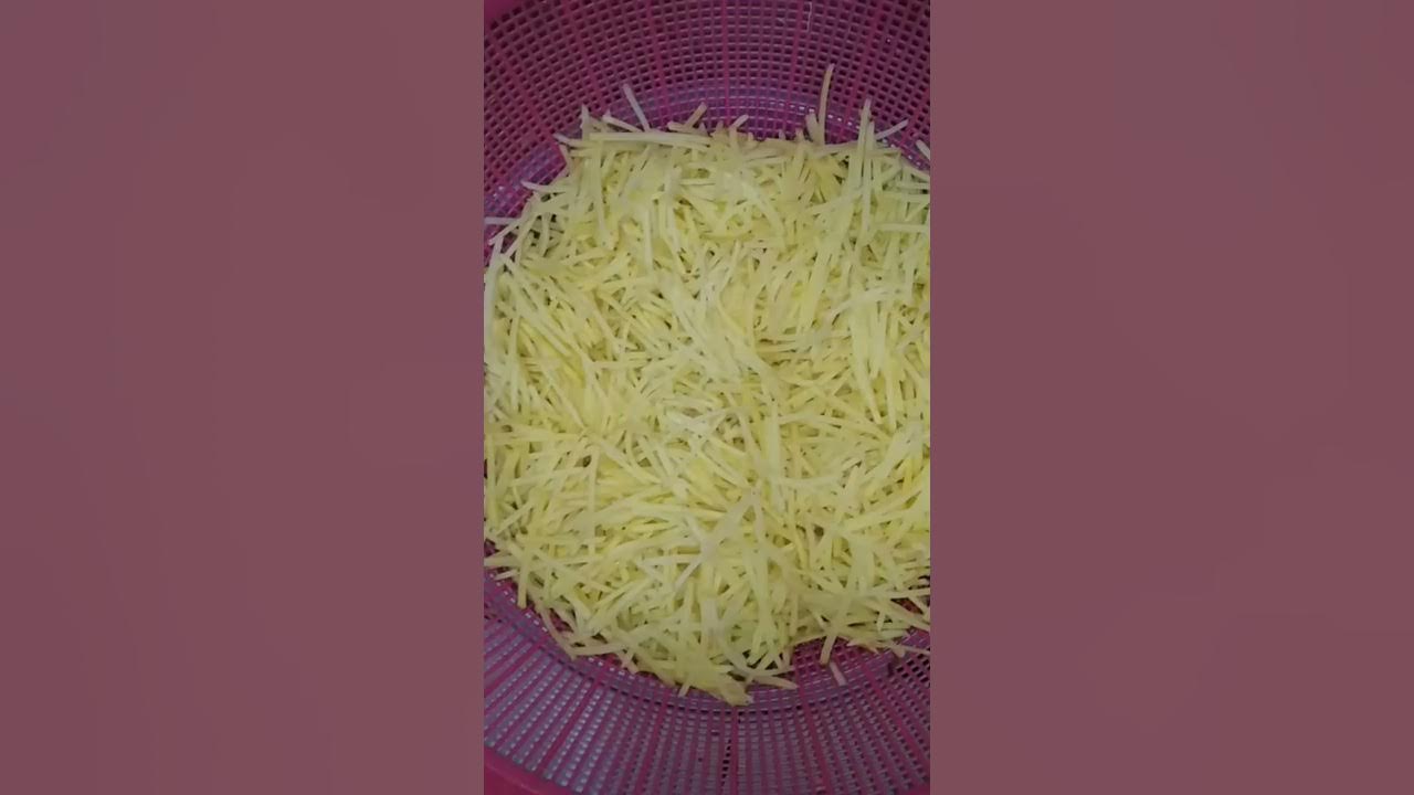 TIPS GORENG KENTANG AGAR HASILNYA TIDAK NEMPEL DAN BERGUMPAL #shorts