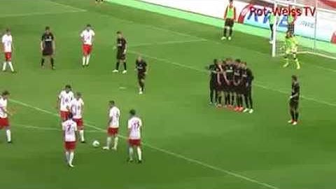 Essens Verwirrspiel beim Freistoß