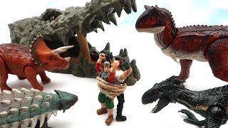 Dinosaur Hunter In Giant Crocodile Mouth! Dinosaur Battle Fun Video 공룡 쥬라기월드