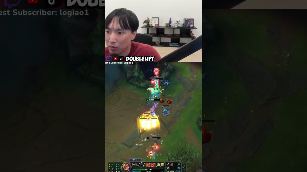Doublelift BRUTALLY MOGS THE ENEMY BOT LANE
