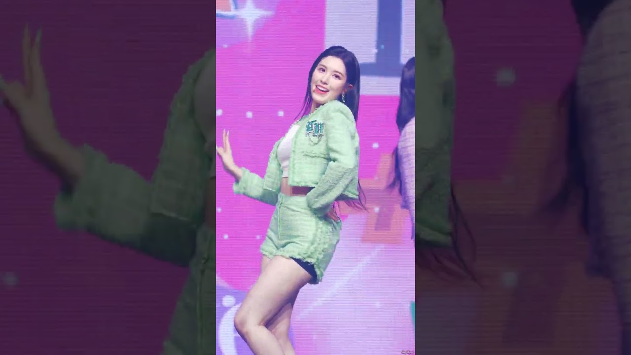 [4K60P]231101 위클리(Weeekly) - A+ 재희 직캠 fancam @컴백 쇼케이스