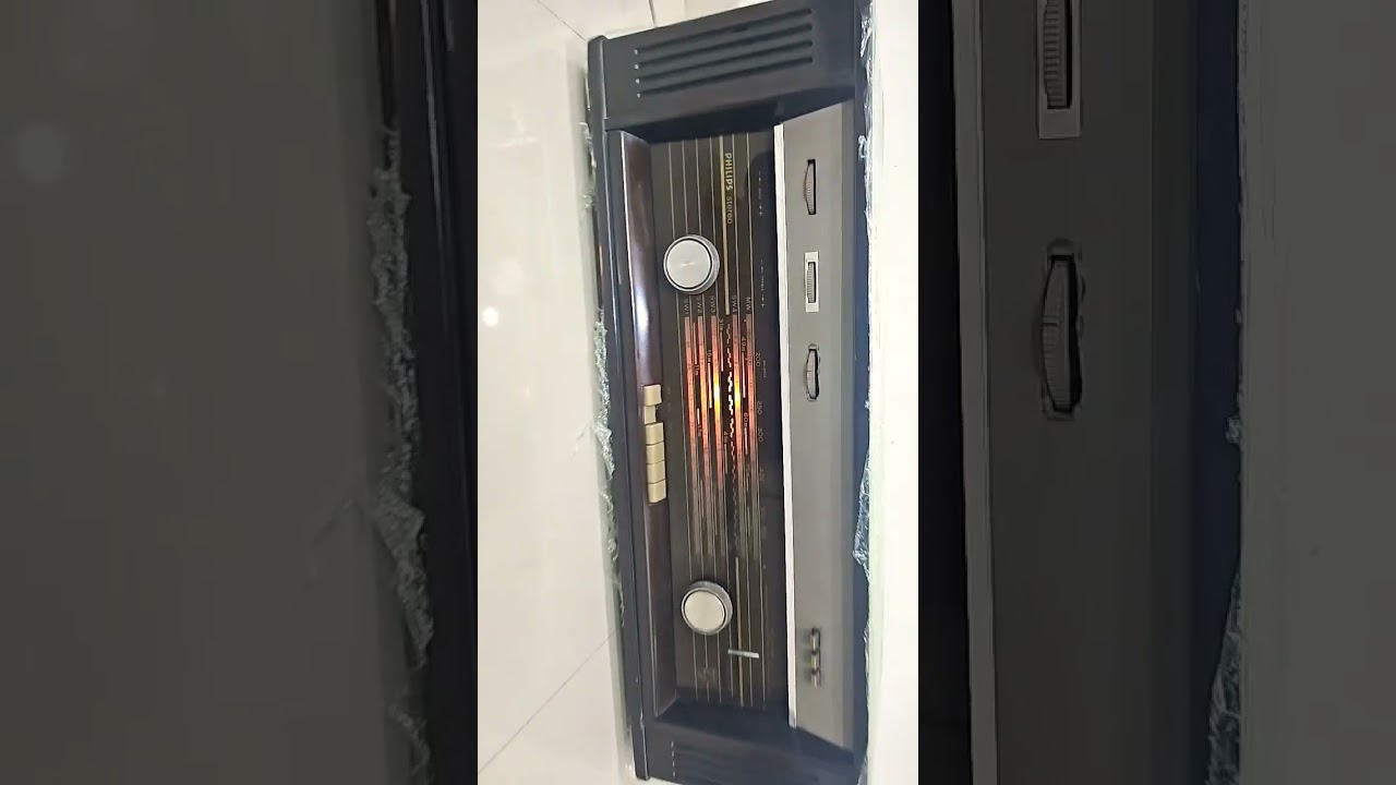 1970's Philips stereo vintage valve radio 15RB 708/005 (Indian radio) brand new pis 9023321435