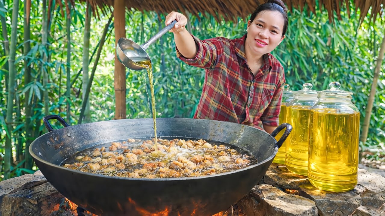 Membuat Minyak Goreng dari Lemak Babi Hitam – Tahan Lama & Dijual ke Pasar Desa