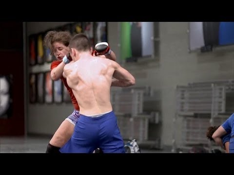 Do gay girls fight better