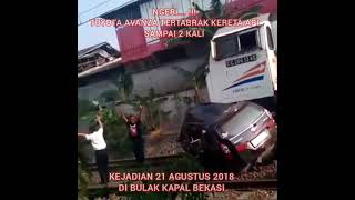NGERI....!!! TOYOTA AVANZA TERTABRAK KERETA API SAMPAI 2 KALI - 21/8/2018