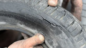 ¿Cómo evito que mis neumáticos de goma se agrieten?