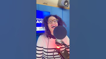 Come behind the scenes as I head into 3AW for a morning interview ! 🎙️ 🎙️ #radio #radioshow