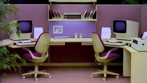 ＥＴＥＲＮ  Ａ  Ｌ ＯＦＦＩＣＥ ™   -   a Vaporwave / Ambient Journey