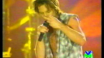 Bon Jovi - Bed Of Roses (Milan 1993) Bon Jovi - Bed Of Roses (Milan 1993)