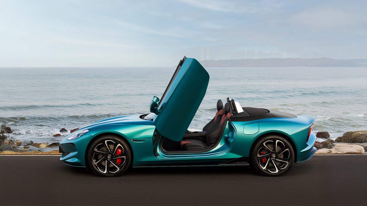 MG Cyberster | Irises Cyan