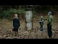 باب غريب في الغابة و اللي بيدخله بيروح لعالم تاني ملخص فيلم Door In The Woods 