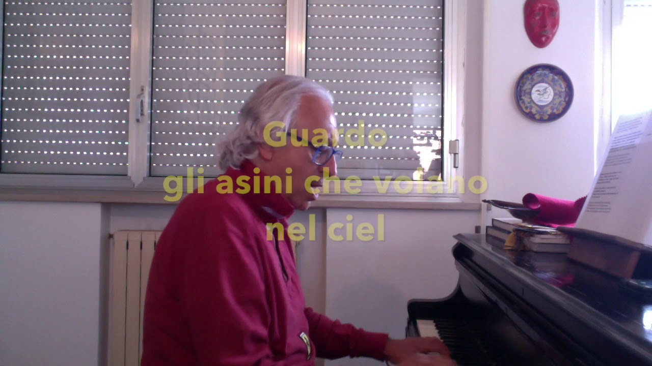 Guardo Gli Asini Che Volano Nel Ciel