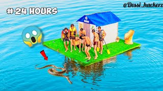Living 24 Hours In Floating House On Water - Challenge 😱 यह क्या हो गया 🤯 || Mr Indian Hacker 🔥