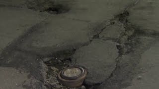 Swinging Connecticut temperatures creating pothole problems on roads