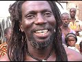 Capture de la vidéo Nationalite Africain Sur Les Traces Du Petit Moussa Tiken Jah Fakoly