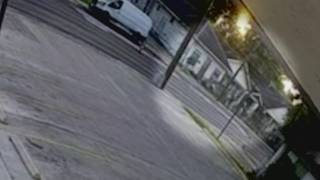 New video obtained by KHOU 11 shows ICE agents running before deadly shooting