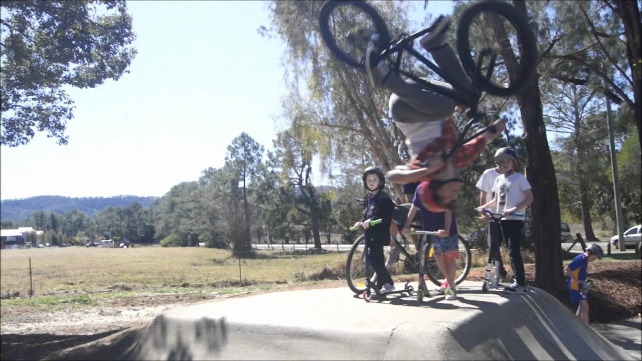 Maxwell Armstrong - One Clip