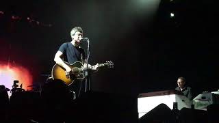 Noel Gallagher Live 2018 04 20 Dead In The Water Rockhal Esch Sur Alzette LU With me