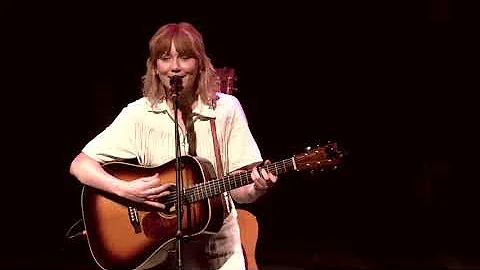 Molly Tuttle - Dooley's Farm