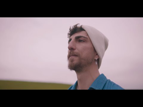 Barlabey - Kırık Canlar (Official Music Video)