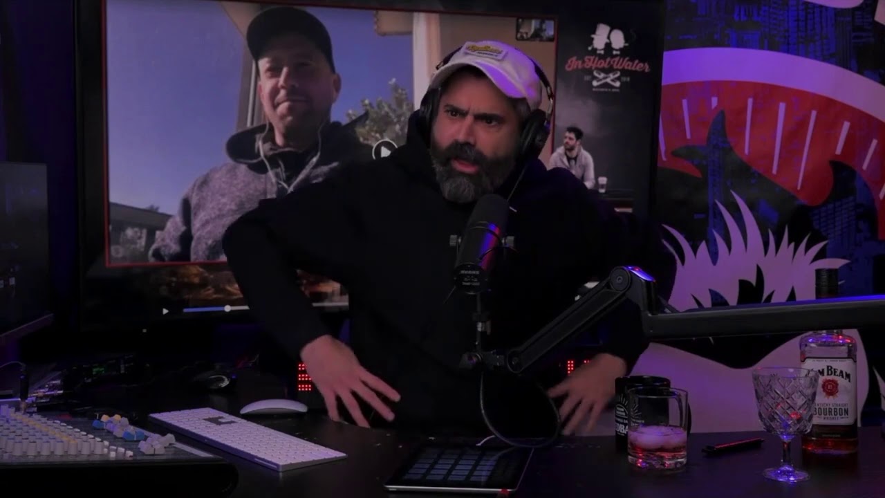 Geno Disconte and Aaron Berg are invited on Red Bar Radio After begging to come on January 2020