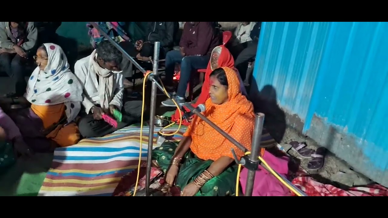 आसरा माईच्या कडेला बाळ तान 🙏🙏👌👌⭐