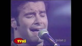 Roch Voisine - Kissing rain - émission :  Chabada   1996