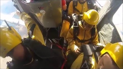 Skydive Brandon de Jager Static line Jump 2