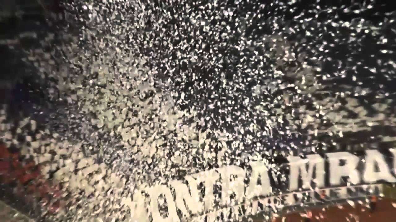 Torcida Split :: Hajduk - Dinamo 1:1 ( koreografija wob , bakljada , navijanje )