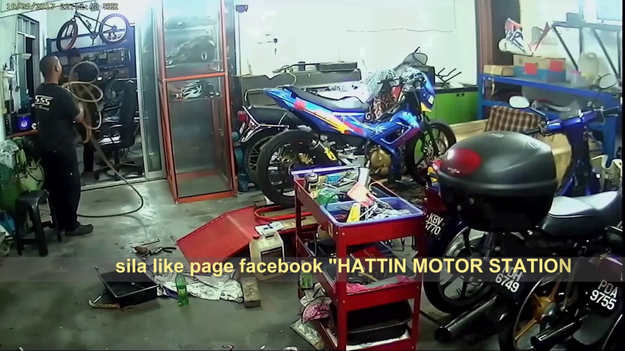 mesin menarik kemek badan kereta - YouTube
