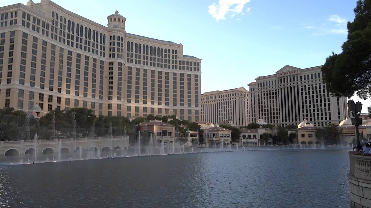 Lucy In The Sky With Diamonds / FOUNTAINS AT BELLAGIO YouTube